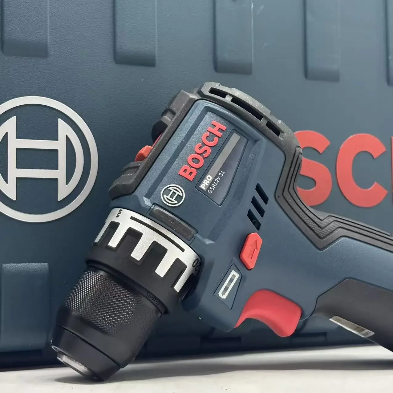 Bosch Professional GSR 12V-31  - Power Tools Professional recensie en prijs